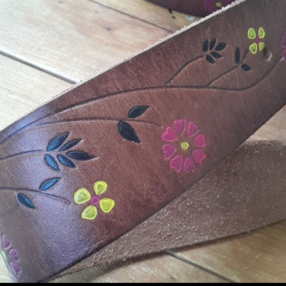 Old Navy vintage leather belt - Picture 2 of 6